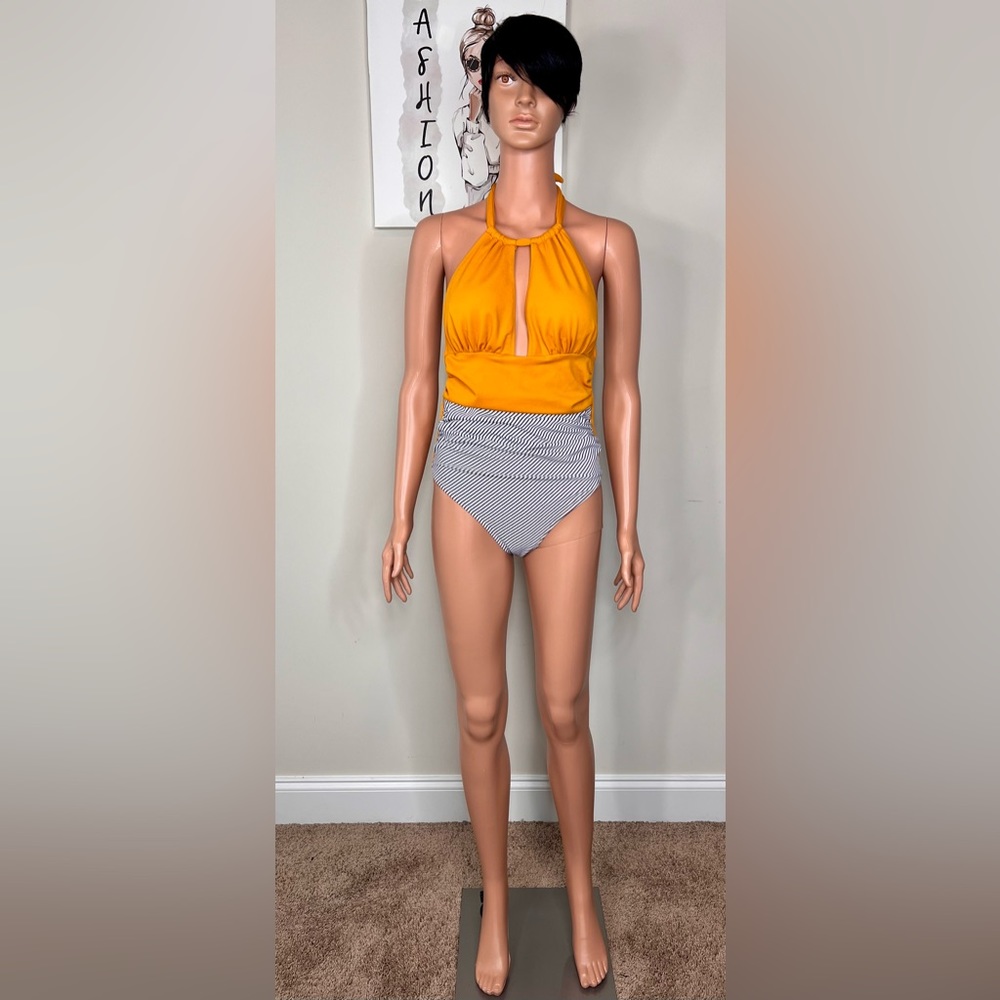 Cupshe Textured and Stripped Halter One Piece